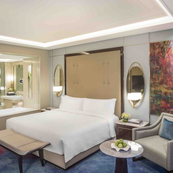 5 Star Hotel Room in Jakarta with Luxury Amenities
